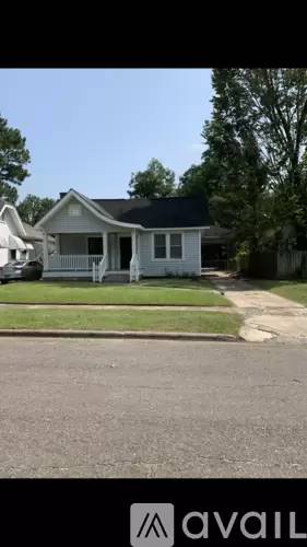 Main picture of 115 E Lister St