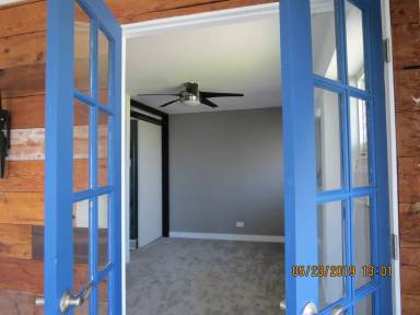 Main picture of 1024 Spencer St