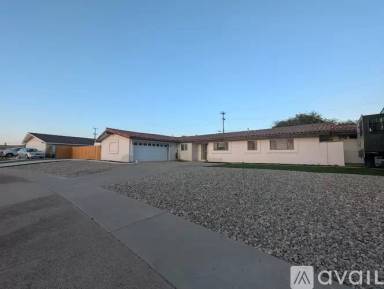 Main picture of 3334 Fair Oaks Dr