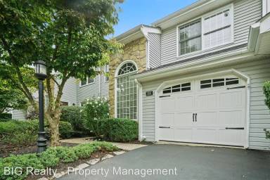 Main picture of 355 Carmen Dr