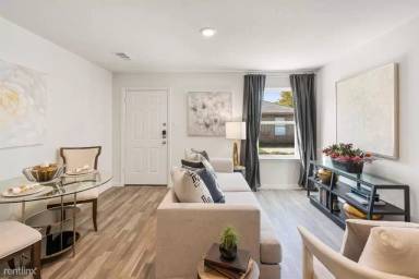 Main picture of 6019 Haight St