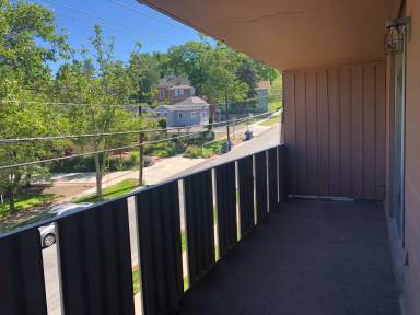 Main picture of 87 W 300 N