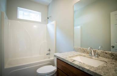 Main picture of 3807 Kirkman St