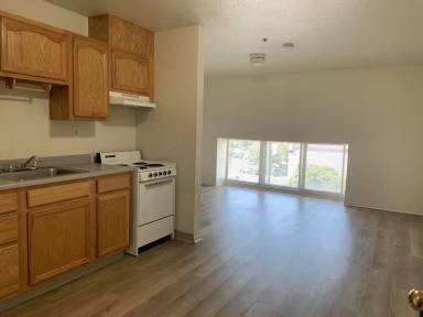 Main picture of 369 Main St