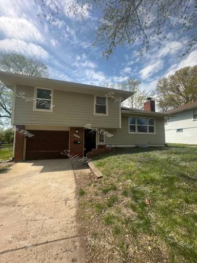 Main picture of 11914 Belmont Ave