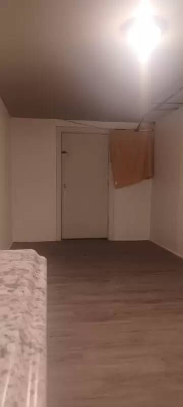 Main picture of 1549 Levick St