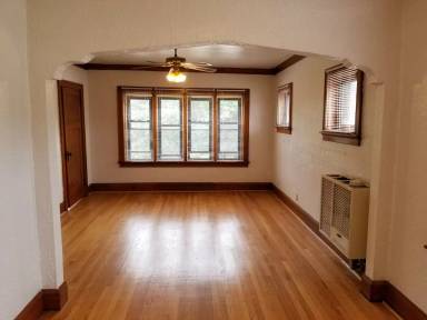 Main picture of 5231 S Lake Dr