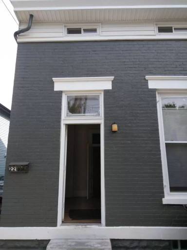Main picture of 221 E 12 Steet
