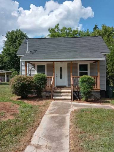 Main picture of 36 Lee Ct SW