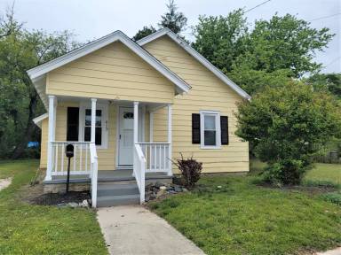 Main picture of 413 Booth St