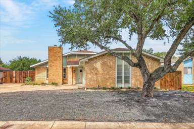 Main picture of 11613 Cripple Creek Dr