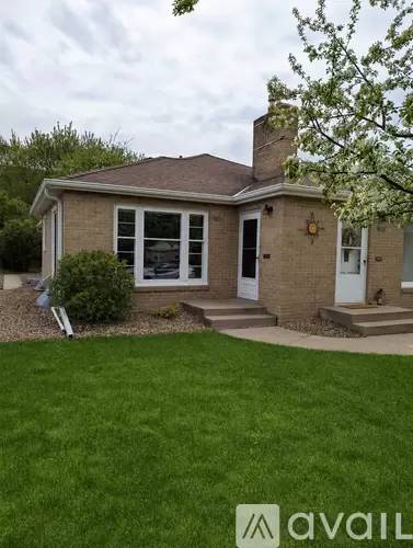 Main picture of 3621 Kipling Ave