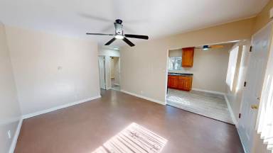 Main picture of 730 S Ditman Ave
