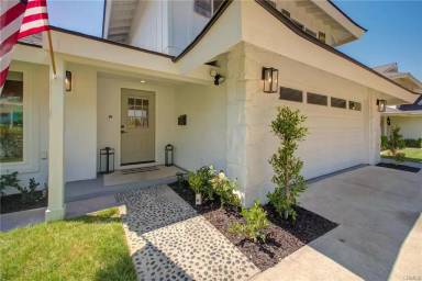Main picture of 6372 Heil Ave
