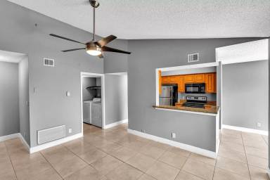 Main picture of 5740 Rock Island Rd