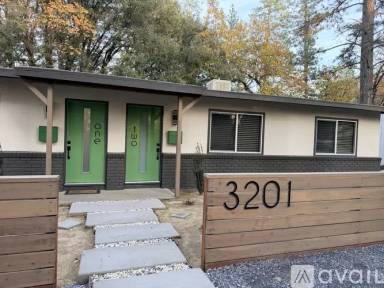 Main picture of 3201 Ridge Ct