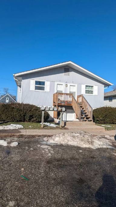 Main picture of 447 2nd Avenue D