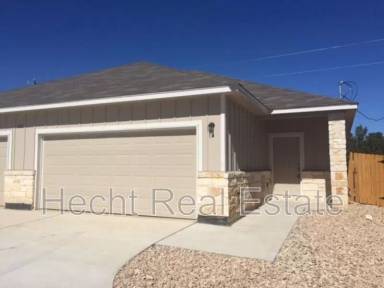 Main picture of 338 Loop 332