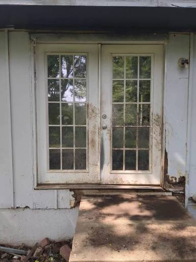 Main picture of 920 NE Sala Ln