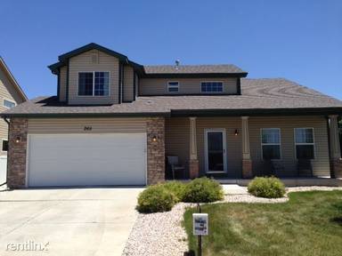Main picture of 265 Basswood Ave