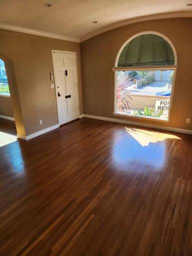 Main picture of 170 La Verne Ave