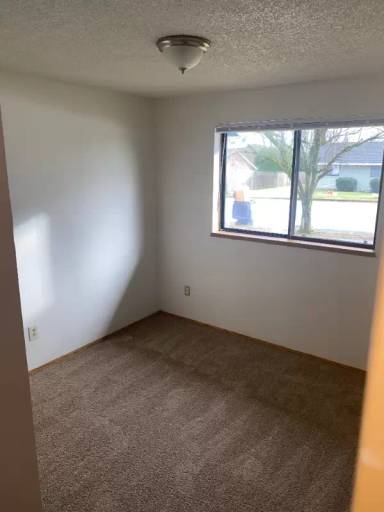 Main picture of 1450 NW 28th Ave