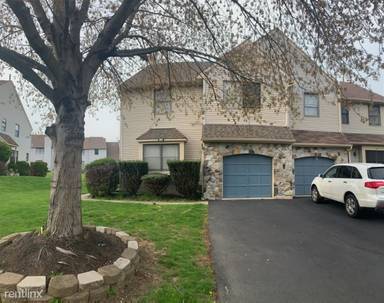 Main picture of 70 Bellwood Dr