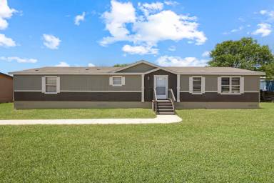 Main picture of 105 Jordan Dr