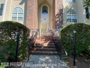 Main picture of 713 Ivy Glen Dr