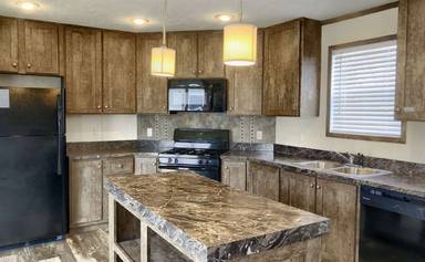 Main picture of Holiday Mobile Home Court