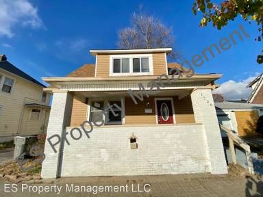 Main picture of 1720 Woodlawn Ave