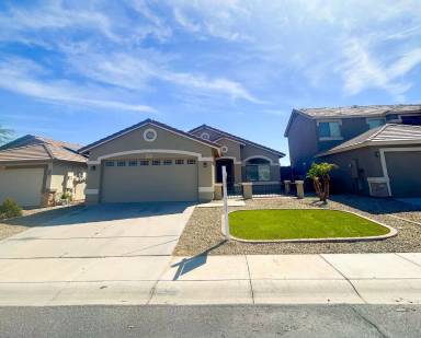 Main picture of 25645 W Dunlap Rd
