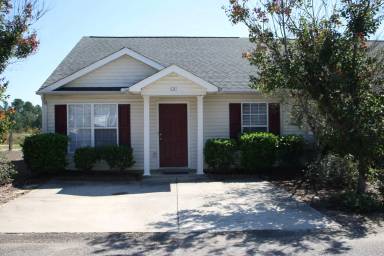 Main picture of 620 Belle Ct