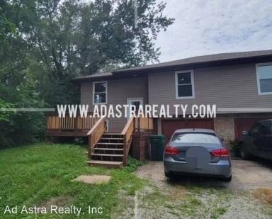Main picture of 805 Clark Ave