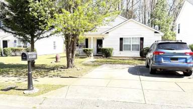Main picture of 12128 Stewarts Crossing Dr