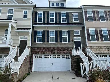 Main picture of 843 Tunisian Dr