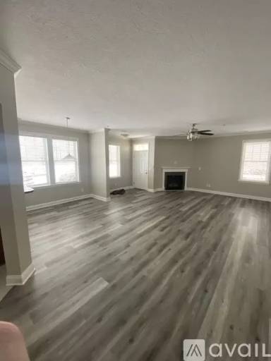Main picture of 217 E Saint Joseph St