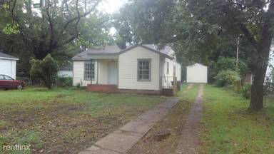 Main picture of 2627 Randolph St