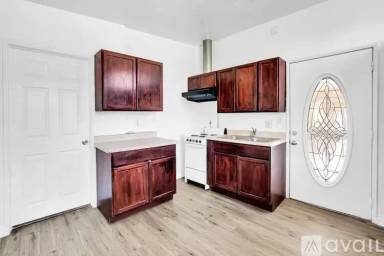 Main picture of 909 Galemont Ave