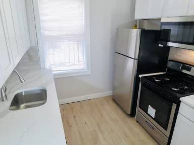 Main picture of 404 50th St