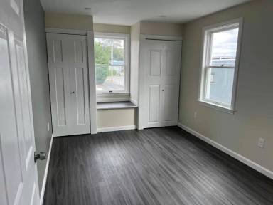 Main picture of 303 Dillingham Ave