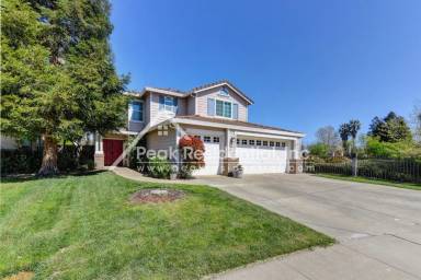 Main picture of 8229 Oakbriar Cir