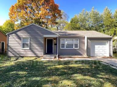 Main picture of 8902 Richards Dr
