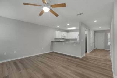 Main picture of 2259 Whitman Ln