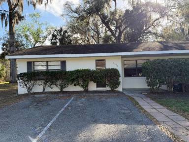 Main picture of 9552 W Orchard St