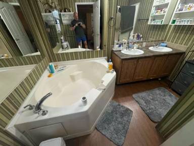 Main picture of 17091 Swamp Rd E