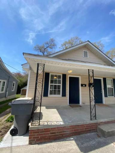 Main picture of 519 N Rose Ave