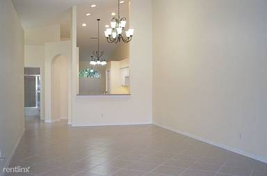 Main picture of 6596 Castlelawn Pl