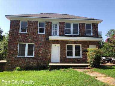 Main picture of 421 Wyandotte St