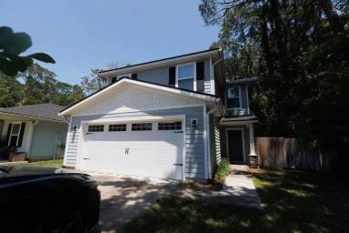 Main picture of 5457 Luella St